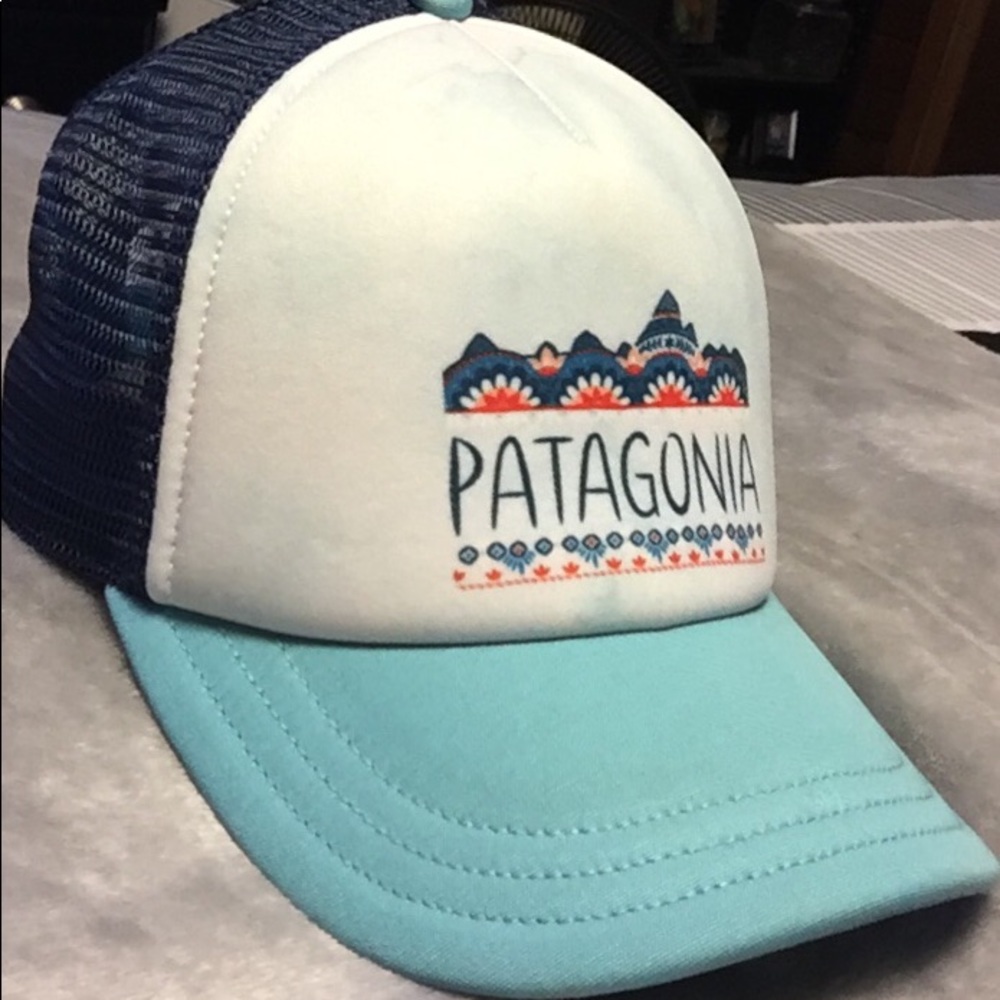 Women’s Patagonia trucker hat